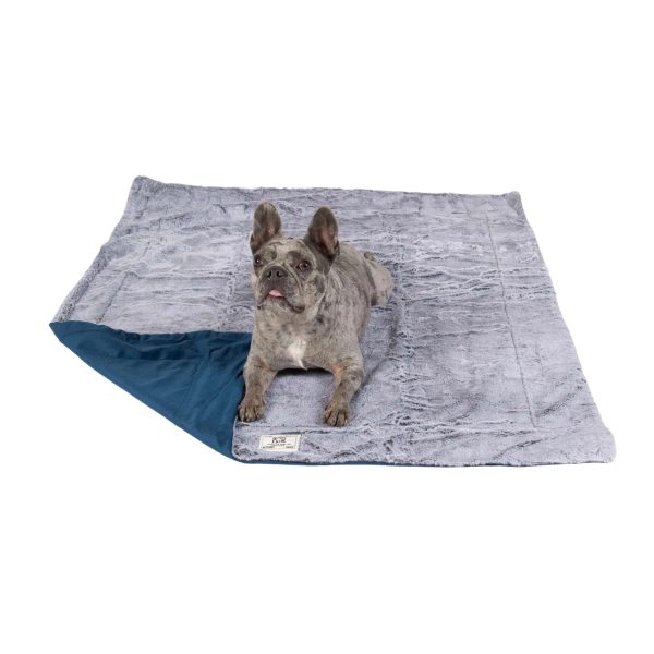 CHILL KUZZI BLUE BLANKET
