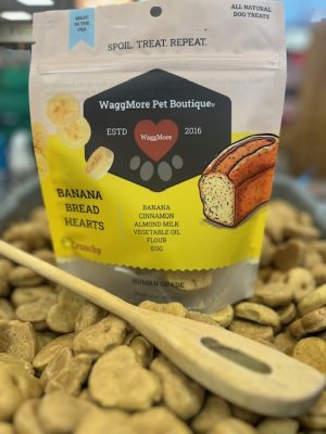 0874747408043 WAGGMORE BANANA BREAD HEARTS 10OZ